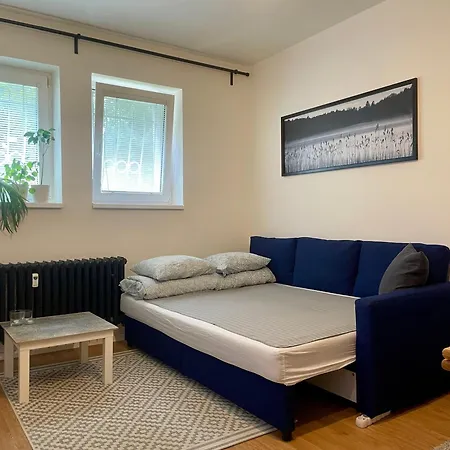 Cozy Self Check-In Apartment In Vibrant Ruzinov Area, Komarnicka 42, Bratislava Exterior photo